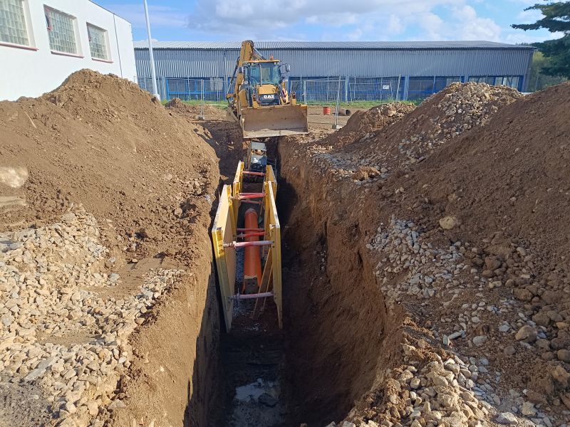 Rozsáhlé rekonstrukce v areálu CHARVÁT Pacovských strojíren