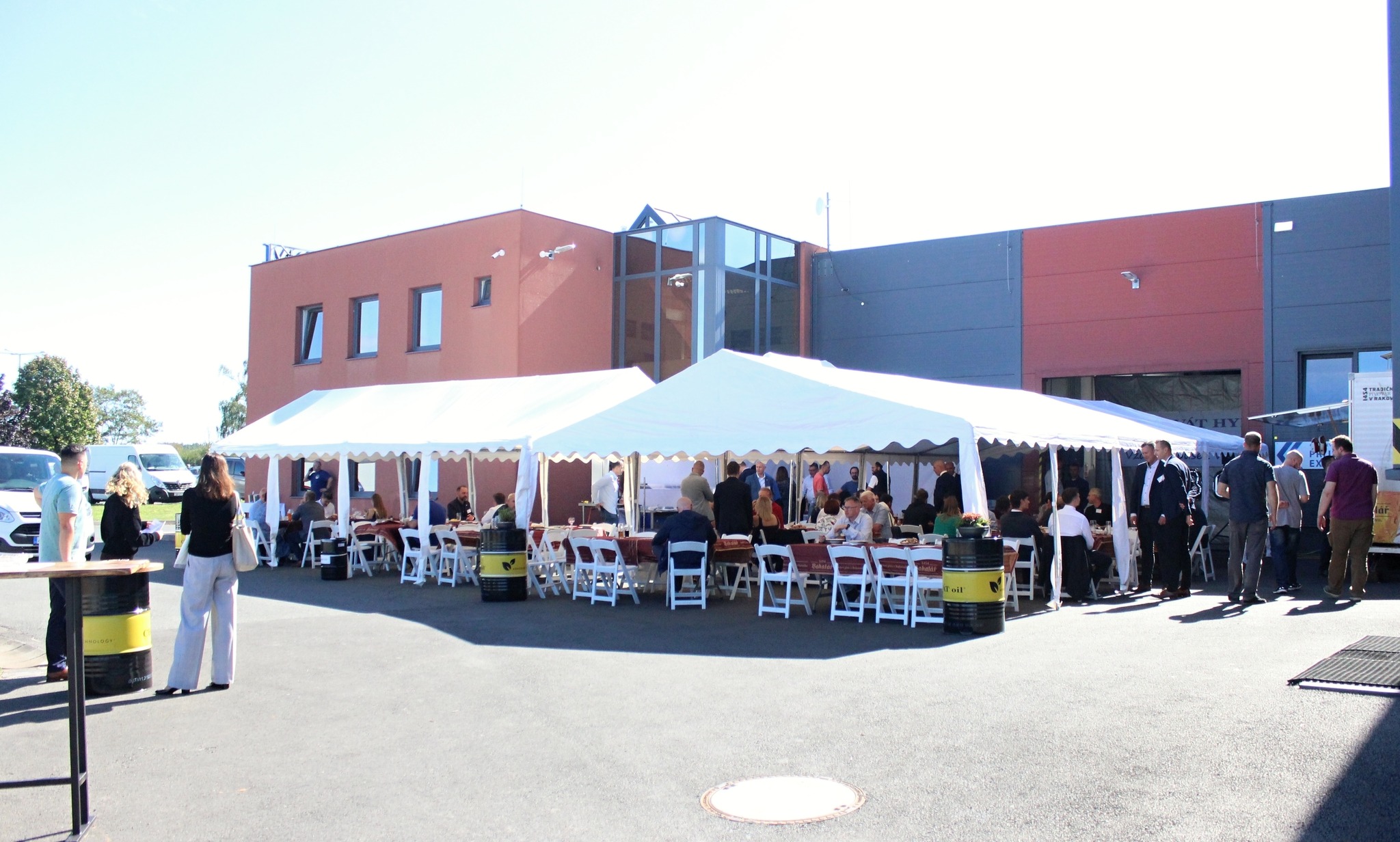 Den otevřených dveří - 30 let CHARVÁT HYKOM